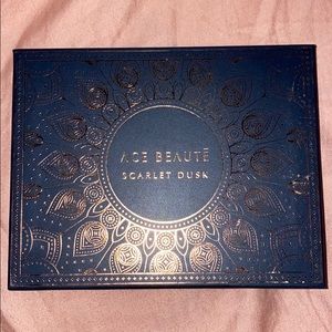 Ace Beaute scarlet dusk eye shadow pallet